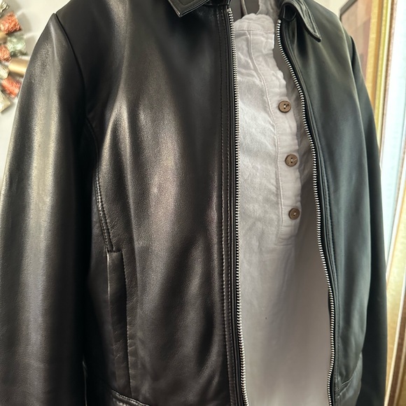 Danier Genuine Leather Jacket - Picture 3 of 13
